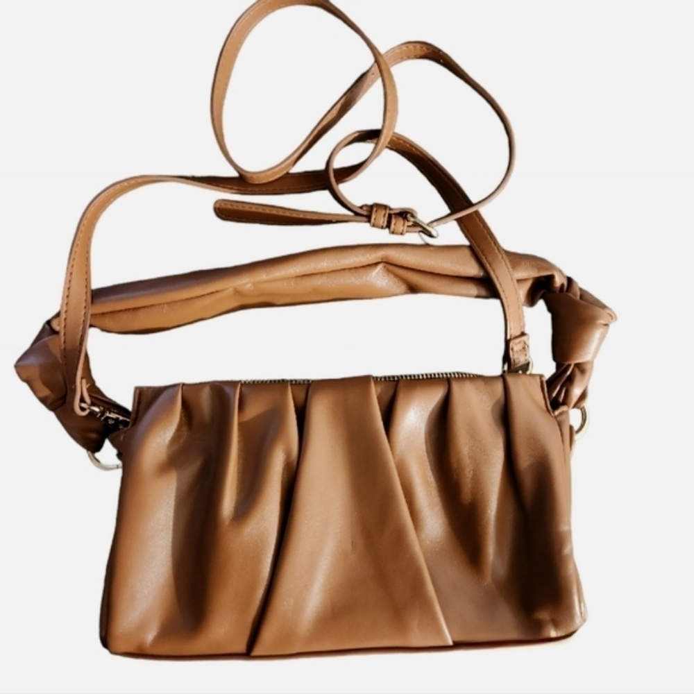 Urban Expressions Tessa Crossbody bag